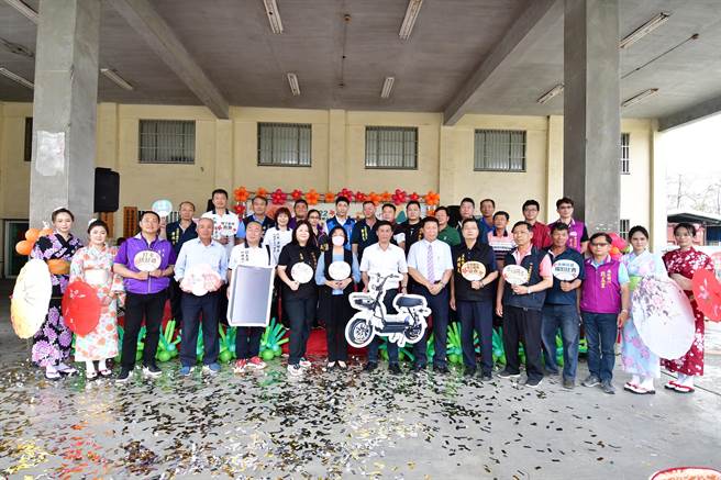 竹塘乡水神传说木棉花季将在月底登场，还有路跑与浴衣体验。（谢琼云摄）