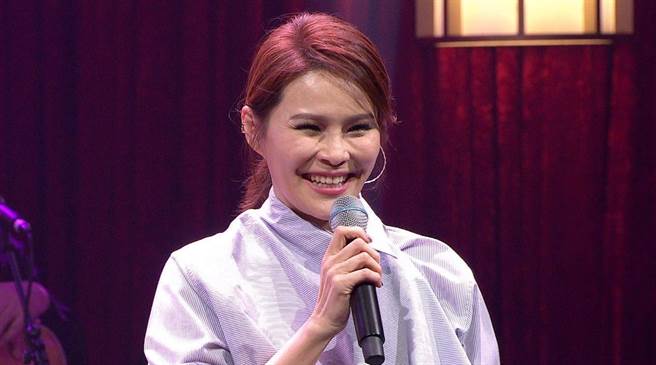 周蕙透露自己的音樂啟蒙與豬哥亮有關。（年代提供）