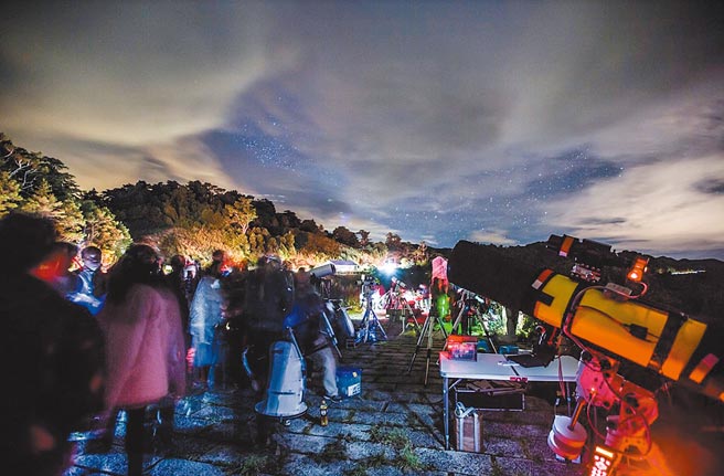 南投合欢山的星空山城战略计画，通过行政院地方创生审查，核定4285.5万元，成国内首个星空产业链。（暨大提供／吴建辉南投传真）