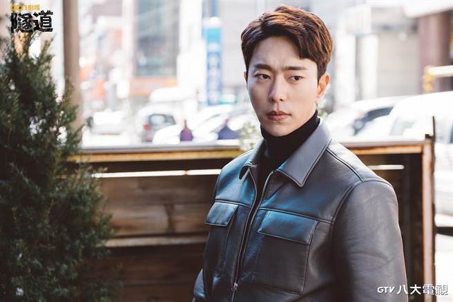 尹贤旻在拍摄《隧道》时也吃足苦头。（八大提供）