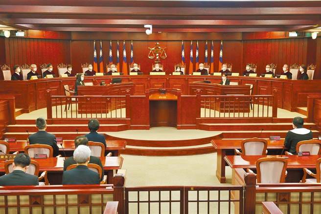 义国富商律师认为18日宪法法庭的裁定严重伤害台湾司法公信力。(本报资料照)