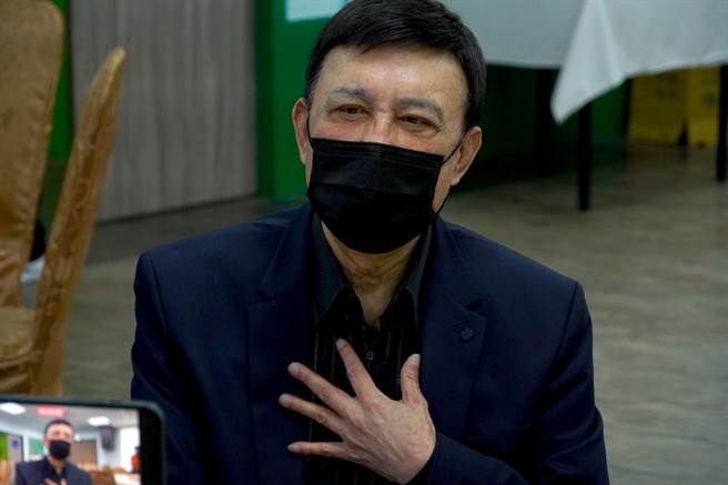 余天談到女兒余苑綺病情忍不住紅了眼眶。（台北海大wakeup提供）