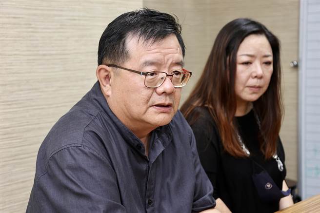 梁志民（左）、呂曼茵分享過去與顧寶明合作的點點滴滴。（羅永銘攝）