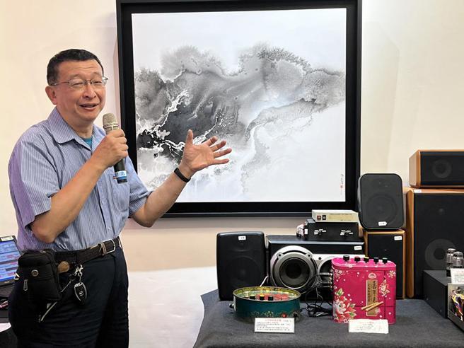 （姬一國在藝術玩家鄧志浩邀請下，即日起在台中「羿廊」聯展。圖／業者提供）