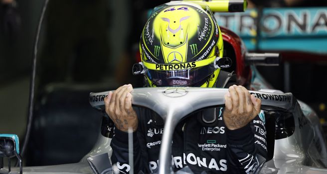 汉米尔顿练习赛表现不佳(路透社)