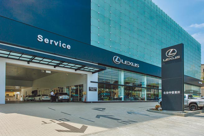 LEXUS拥有销售据点25个、维修据点26个，提供客户最优质的服务。