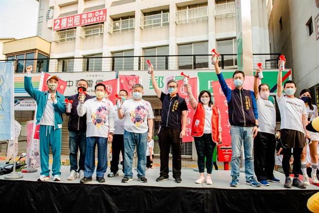 大甲镇澜宫结合妈祖文化活动举办「2022大甲妈 Bobi Run 祈福路跑」，20日清晨热闹开跑！（镇澜宫提宫）