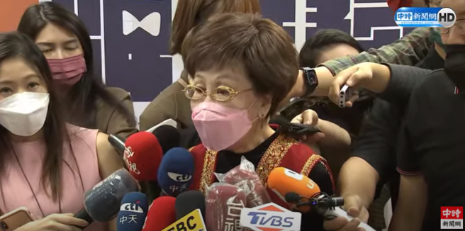 前副总统吕秀莲今（20）日出席活动时接受媒体访问。（取自中时新闻网）