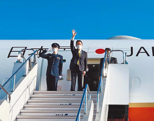 日本首相岸田文雄19日出访印度及柬埔寨，日媒报导，岸田除重申「（俄罗斯）侵略乌克兰是违反国际法的暴行」，预料也将在与印度总理举行领袖会谈时，诉说经济制裁俄国必要性。（摘自日本首相官邸官网）