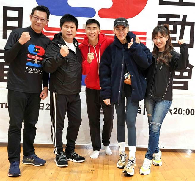 胡瓜惊喜探班，让儿子吓一跳。（三立提供）