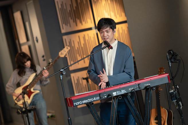 守夜人昨举行线上演唱会。（九太音响提供）