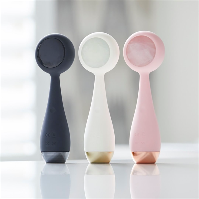 PMD Clean Pro Gemstone洁顏超导晶石美肤仪。（P＋提供）