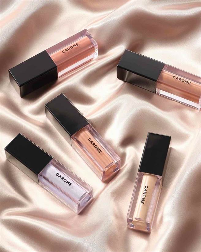 CAROME.绝对显色眼影蜜情境图。（CAROME提供）
