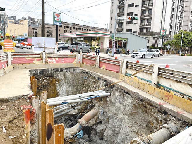 桃园市八德区广兴路（中正路至新兴路）雨水下水道工程获营建署前瞻计画补助，日前完工启用。图为施工照。（桃园市政府提供／陈梦茹桃园传真）