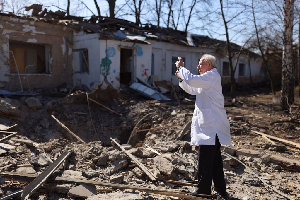 WHO已确认62次针对乌克兰医疗设施的攻击。图为遭俄军攻击的乌克兰精神病院。（图／路透社）(photo:ChinaTimes)