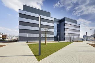 德化工大廠巴斯夫 啟用全新汽車修補漆實驗室大樓