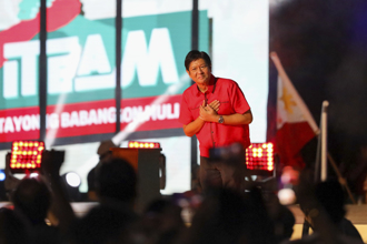 菲律賓總統大選將至 杜特蒂政黨宣布支持小馬可仕