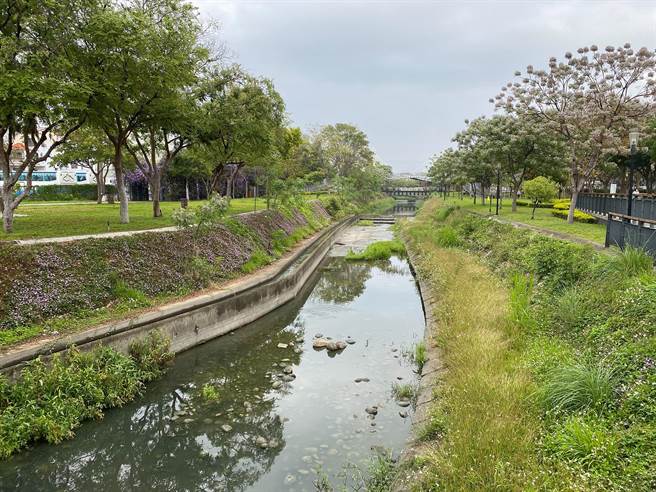 豐原區軟埤仔溪水環境改善計畫，總經費共1.5億元，預計年中將辦理招標作業。(立委江啟臣服務處提供)