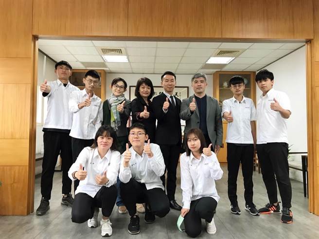 繁星放榜，君毅高中部今年升学成绩大幅成长，国立大学录取人数8人，比例达35％，较去年成长180％。（君毅高中提供／李京升苗栗传真）