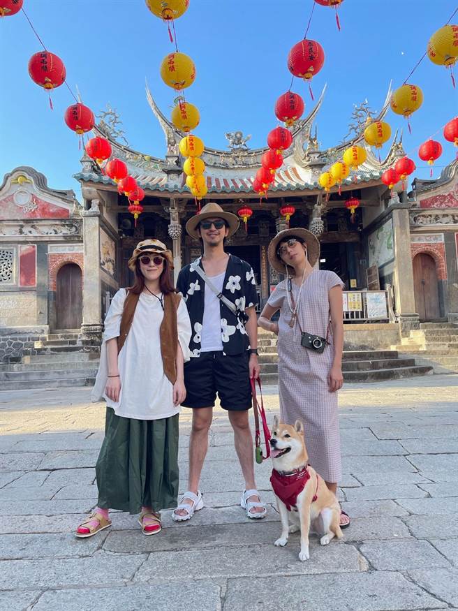 无敌影业艺人现有百白（左起）、陈柏霖、林辰唏。（无敌影业提供）