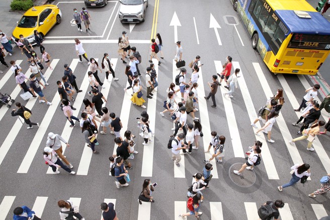 台湾交通乱象让不少民眾都看不下去，日台交流协会更曾发布「安全指南」，提醒在台日本人注意安全。（示意图／黏耿豪摄）