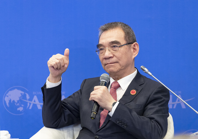 世界銀行的上高收入國家門檻去年7月調高為12695美元，中國去年原已達到高收入國家標準，現在根據新的標準應該今年就會跨越門檻，就算匯率波動大，明年也會達到門檻。（圖／中新社）