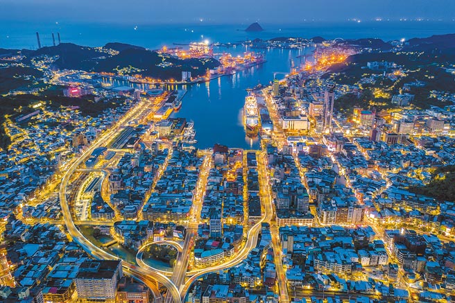 基隆城市博覽會將於4月22日登場，市長林右昌昨下午逐一介紹各展區策展項目及特色。（基隆市政府提供／陳彩玲基隆傳真）