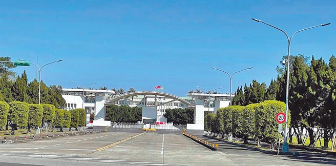 陆军6军团火箭营电脑主机遭窃军方强调无国防机密。（吕筱蝉摄）