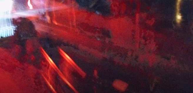 丰滨长虹桥即时影像镜头被震到歪了。(翻摄自YouTube)