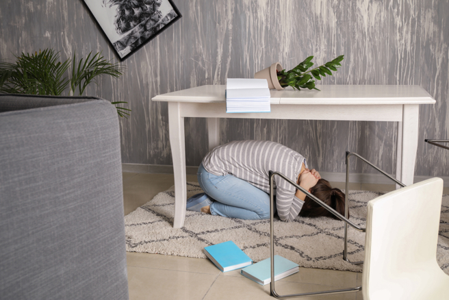 学者吁日常防震措施应落实。（图／shutterstock）