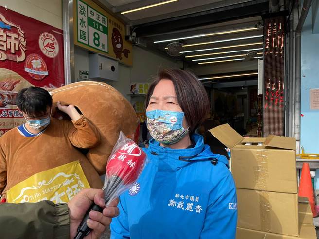 新北第一选区郑戴丽香不选了　地方盛传将改派「侯家军女子弟兵」（翻摄自郑戴丽香脸书／戴室上容新北传真）