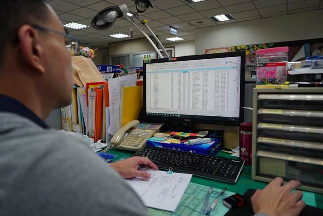 南投縣政府表示，避難收容所位置縣府、公所網站防災專區都能查詢，民眾也能撥打電話洽詢。（吳建輝攝）