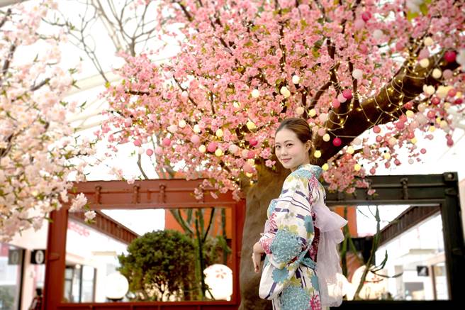 台中港三井 OUTLET上半年折扣最强「激安买物祭」，将在3月25日至4月10日重磅起跑。（台中港三井 OUTLET提供）