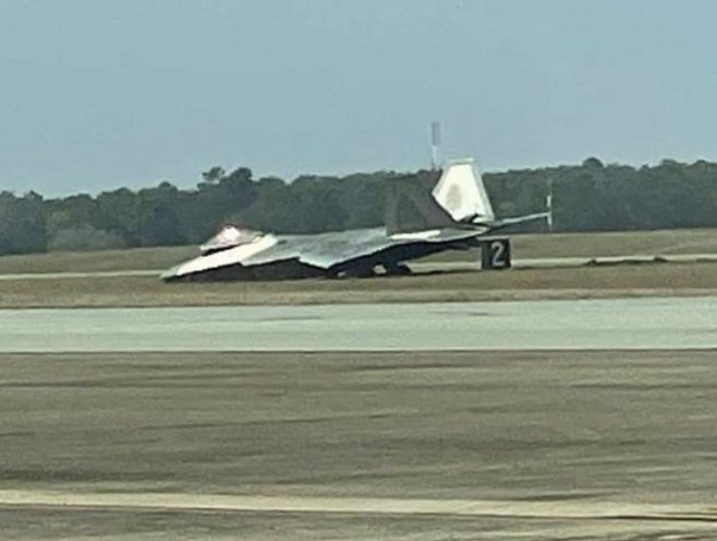 F-22在艾格林空軍基地著陸事故。(圖/艾格林空軍基地)
