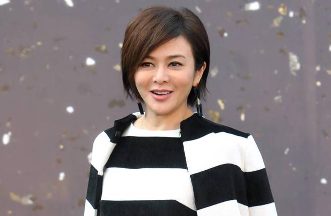 关之琳59岁仍保养得宜。(图／本报系资料照)