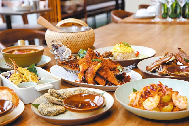 初泰还原正宗泰菜口味，并配合来客数提供多种套餐选择。（初泰提供）