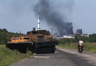 「烏克蘭軍隊轟炸自己人民」 女記者一句話引軒然大波