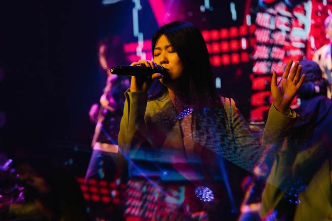 曹雅雯受邀助阵DJ Mykal的电音趴。（滚石唱片提供）