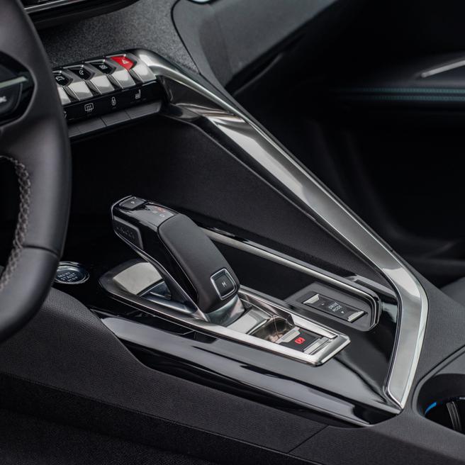 排杆造型相当抢眼。（陈大任摄）