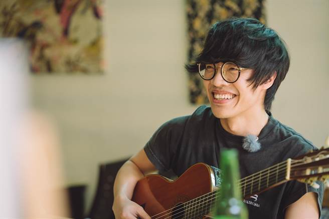 卢广仲在《我们回家吧2》中畅聊音乐与人生。（myVideo提供）