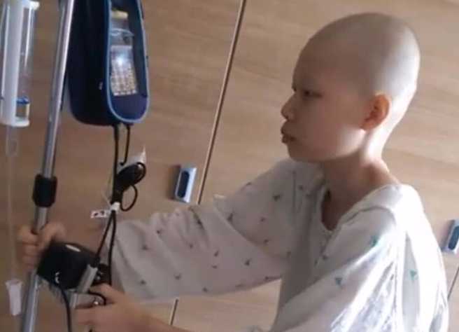 佩姿因为化疗已落髮四次。(图/汤佩姿提供)