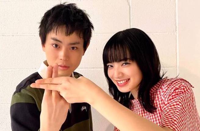 菅田将晖和小松菜奈确诊。(图／取自日网)