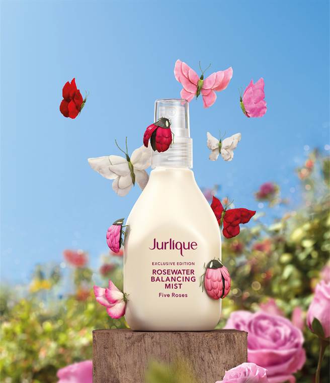 Jurlique 玫瑰活肤露2022花雾赋活限量版视觉图。（Jurlique提供）