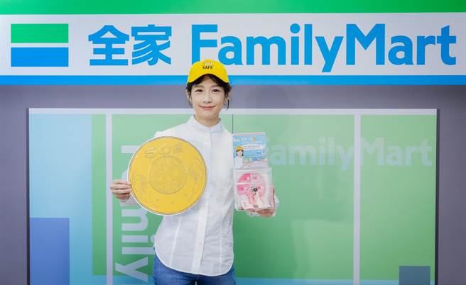 简嫚书宣导儿童交通安全。（靖娟基金会提供）