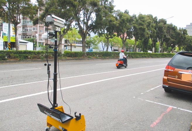 苗栗縣環保局去年3月3日起推出聲音照相科技執法，檢測車輛噪音。（苗栗縣環保局提供／李京昇苗栗傳真）