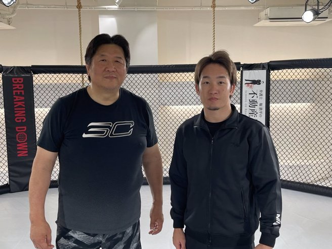 前田日明是名格斗家，拥有超过20万的粉丝支持(图／前田日明@twitter)