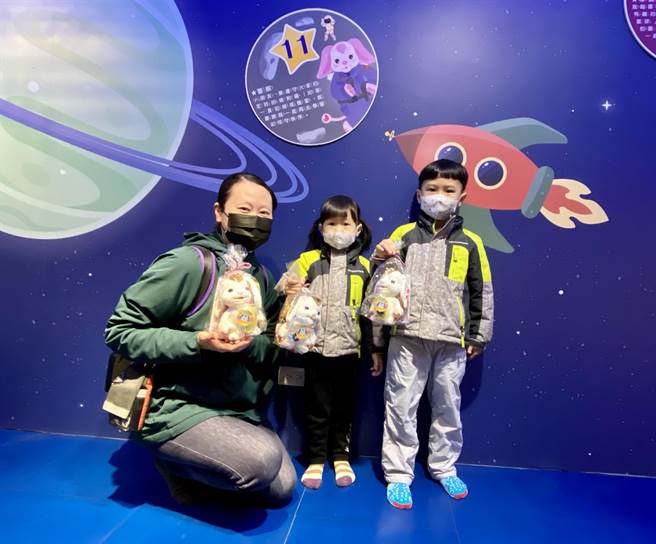 欢庆儿童节，4月1日到10日，12岁以下儿童出示可证明文件，购票进馆参观，即赠送儿童节礼物。（图由世界宗教博物馆提供）