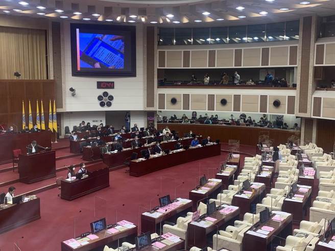 品观点｜陈信瑜议场失控 连柯P都拦不住（图/本报资料照 黄婉婷摄）