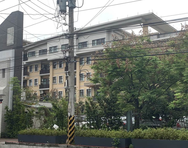 大里某国中24日中午传出国一男学生坠楼悲剧。(资料照／冯惠宜摄)
