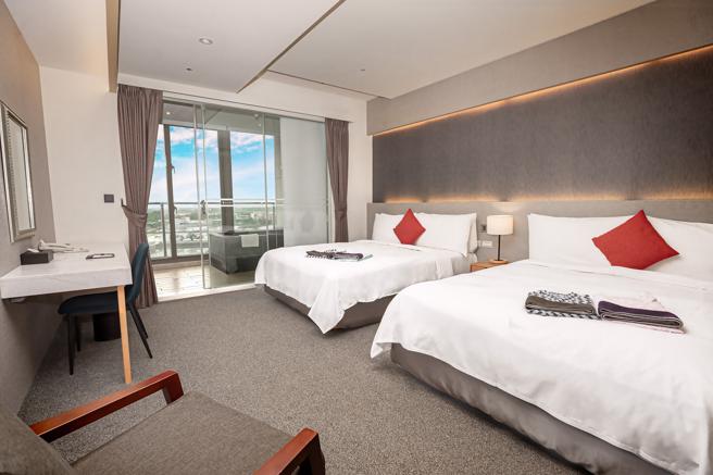 宜兰绿舞国际观光饭店推出「振兴券住房专案」，平日指定房型享优惠，每人2750元就能入住。（宜兰绿舞国际观光饭店提供）